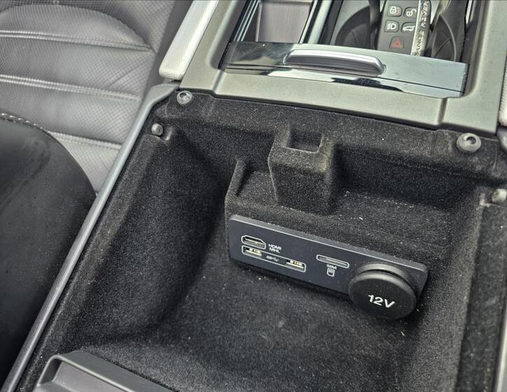 Land Rover Range Rover 42