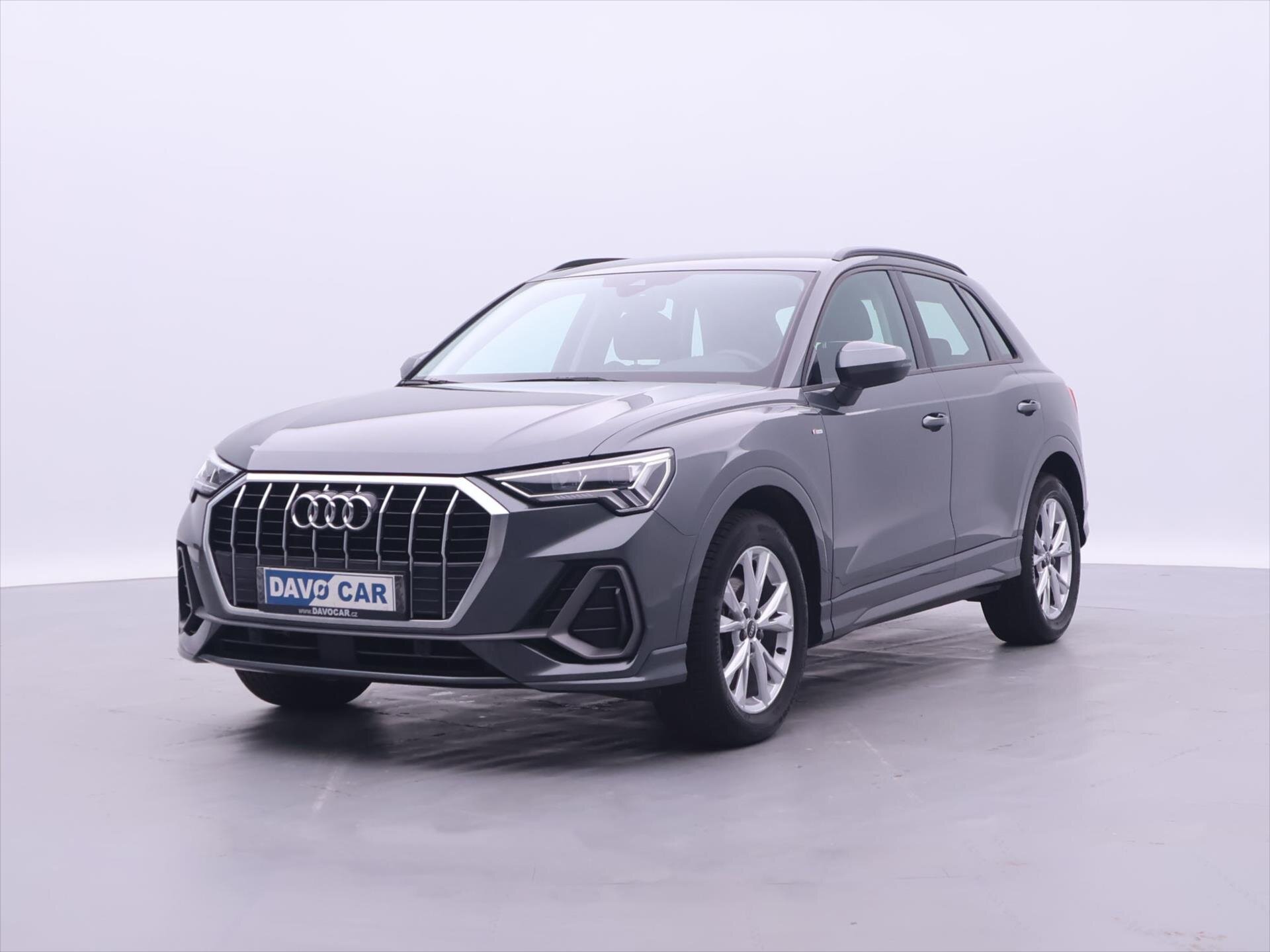 Audi Q3 SUV / Terénní 1,5 l 110 kw