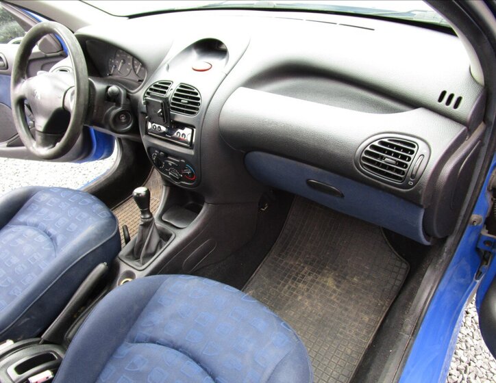 Peugeot 206 Hatchback 1,1 l 44 kw