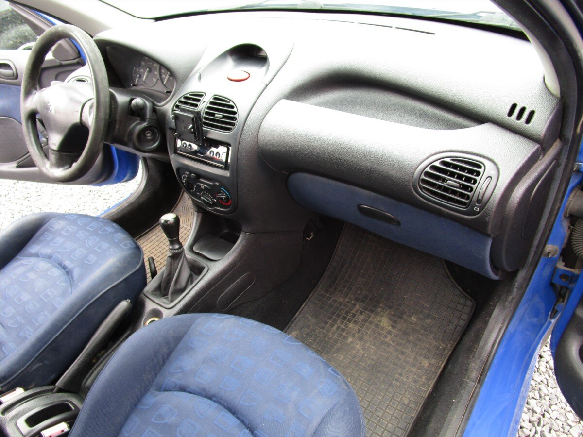 Peugeot 206 Hatchback 1,1 l 44 kw