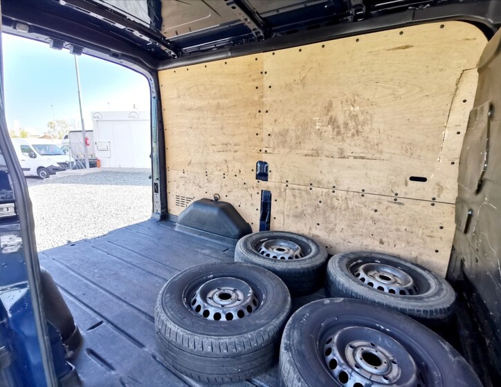 Ford Transit 16