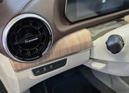 Dongfeng U-Tour MPV 1,5 l 130 kw