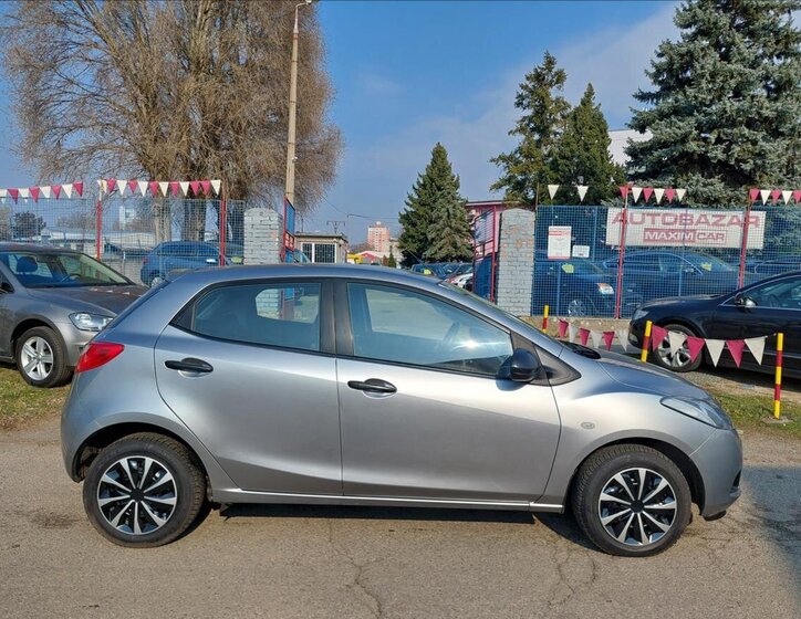 Mazda 2 Hatchback 1,3 l 55 kw