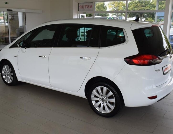 Opel Zafira MPV 2,0 l 96 kw