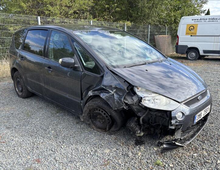 Ford S-MAX 3