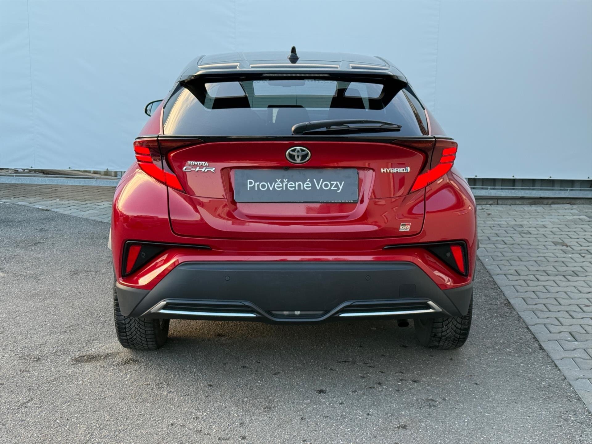 Toyota C-HR SUV 2,0 l 112 kw