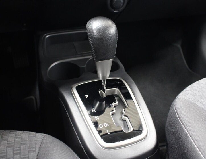 Mitsubishi Space Star Hatchback 1,2 l 59 kw