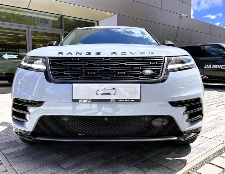 Land Rover Range Rover Velar SUV 2,0 l 150 kw