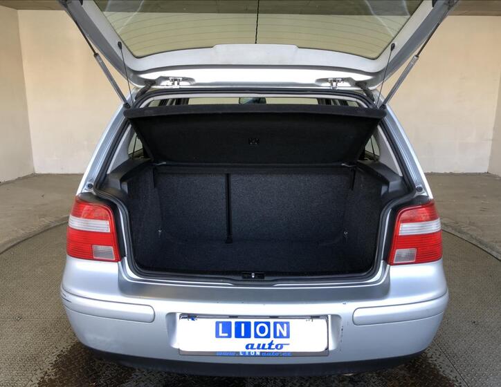 Volkswagen Golf 13