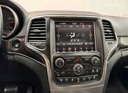 Jeep Grand Cherokee 26