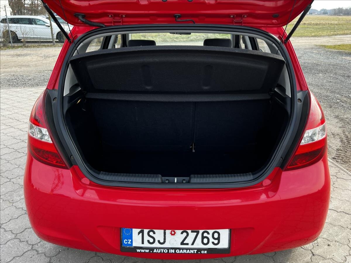 Hyundai i20 Hatchback 1,2 l 57 kw