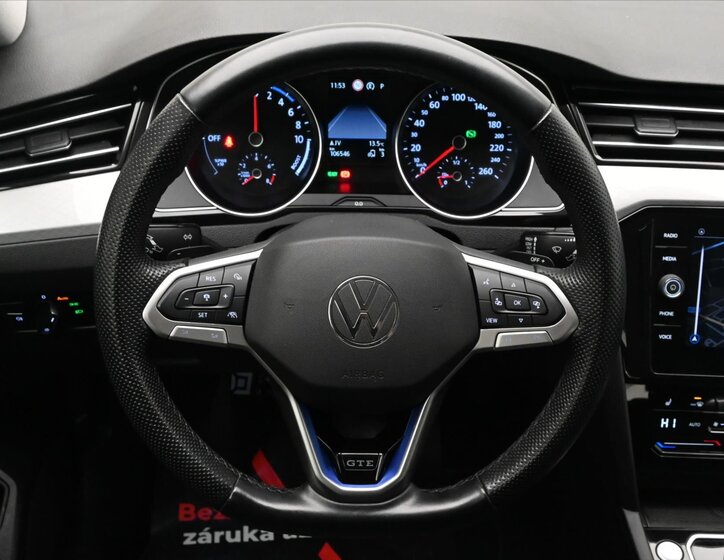 Volkswagen Passat Kombi 1,4 l 115 kw