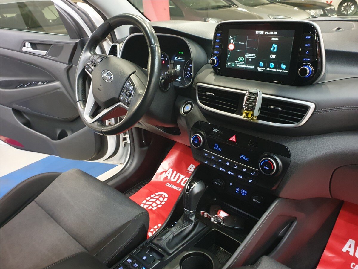 Hyundai Tucson SUV / Terénní 1,6 l 100 kw