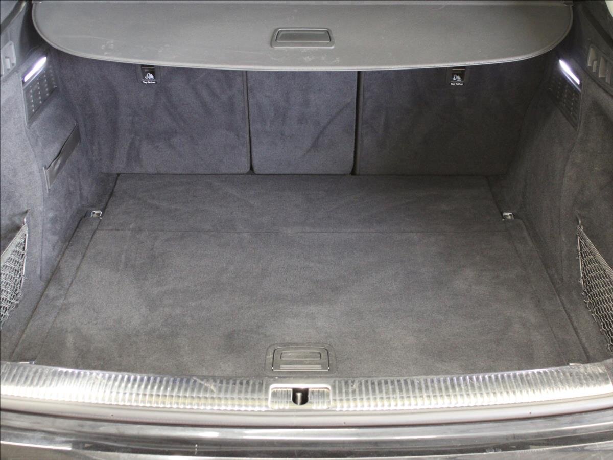 Audi Q5 SUV / Terénní 2,0 l 120 kw