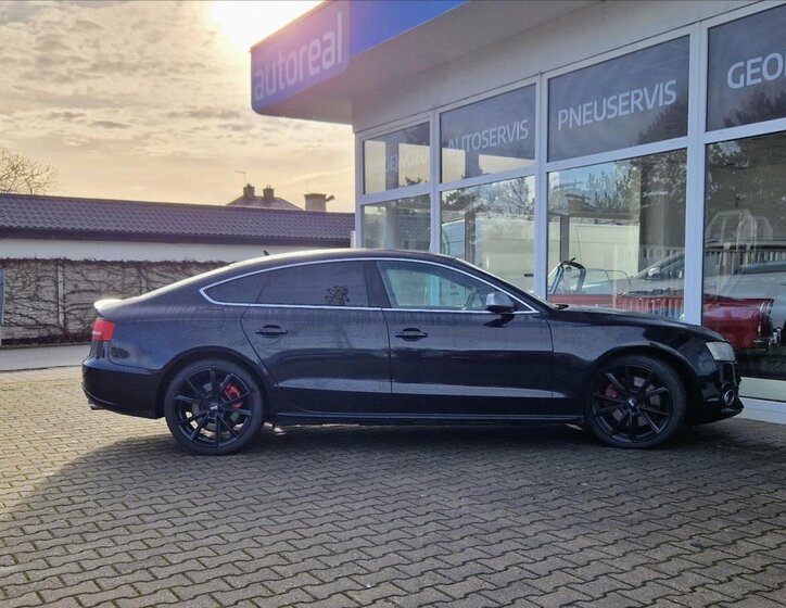 Audi S5 Sedan 3,0 l 245 kw