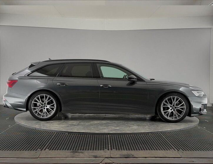 Audi S6 Kombi 3,0 l 253 kw