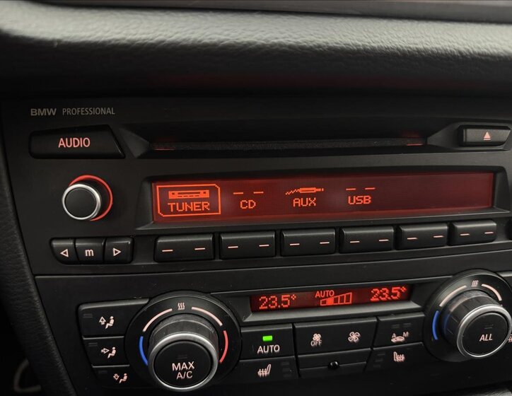 BMW X1 SUV / Terénní 2,0 l 105 kw