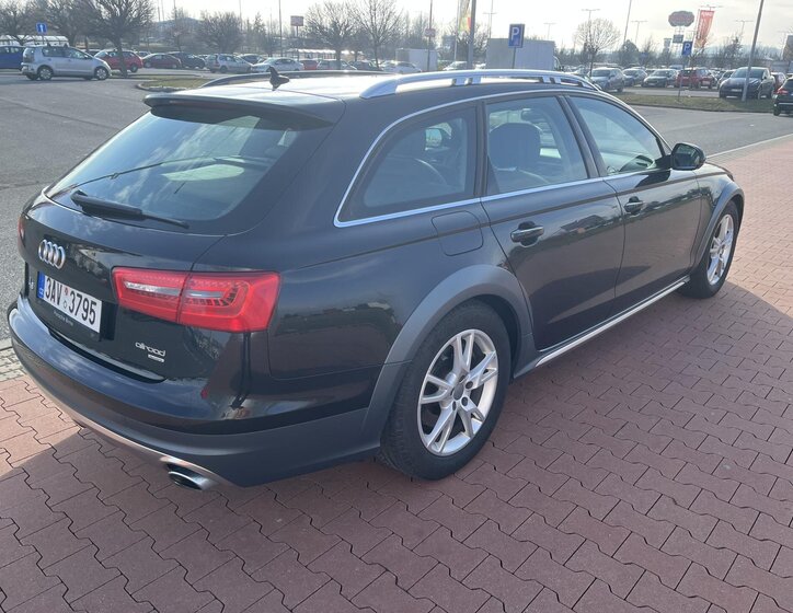 Audi A6 Allroad Kombi 3,0 l 230 kw