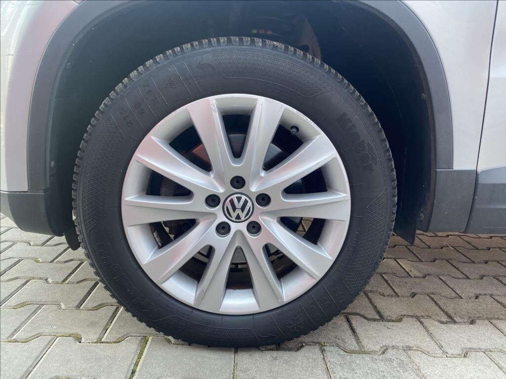 Volkswagen Tiguan SUV 2,0 l 103 kw