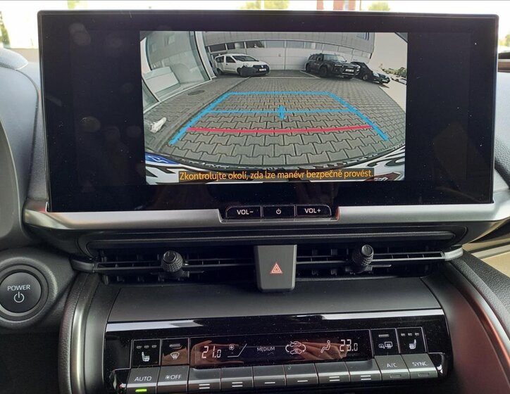 Toyota C-HR SUV 2,0 l 145 kw