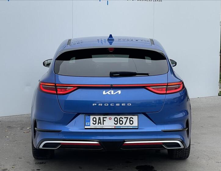 KIA ProCeed 22