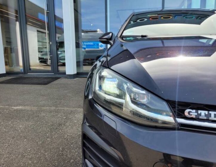 Volkswagen Golf Hatchback 2,0 l 135 kw