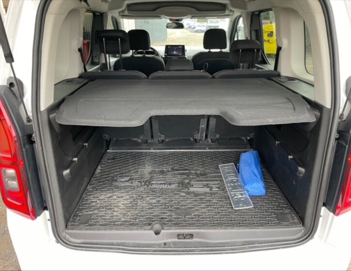 Opel Combo Ostatní 1,5 l 96 kw