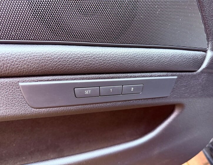 BMW Řada 5 Kombi 3,0 l 190 kw