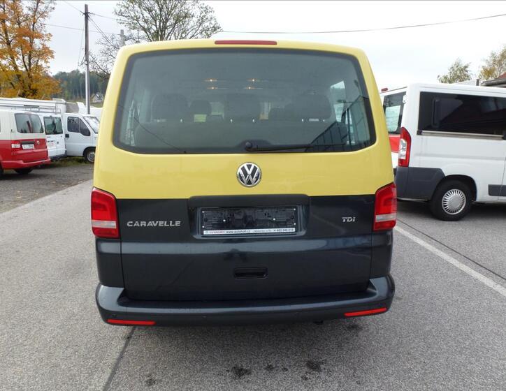 Volkswagen Caravelle 10