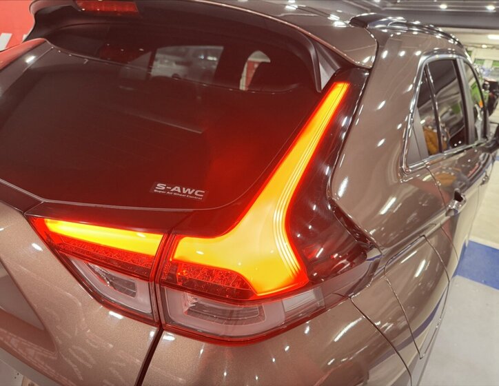 Mitsubishi Eclipse Cross SUV 2,4 l 138 kw