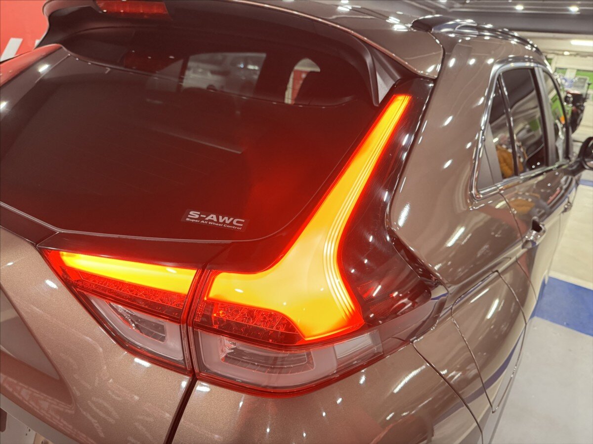 Mitsubishi Eclipse Cross SUV 2,4 l 138 kw