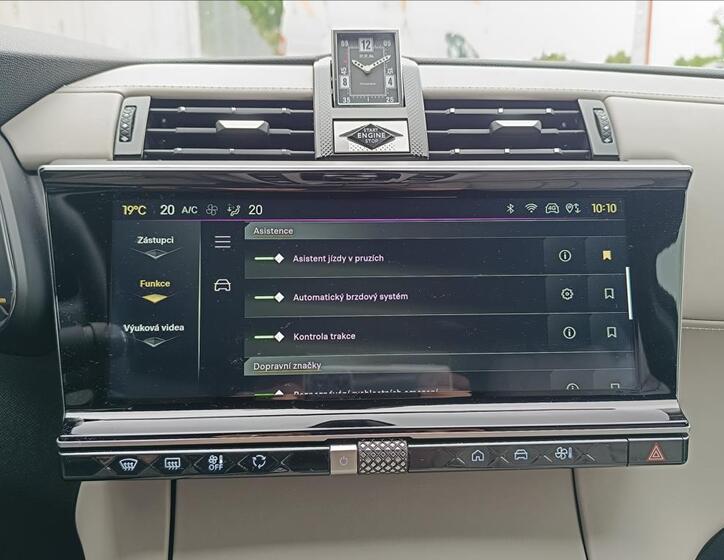 DS Automobiles DS7 Crossback 18