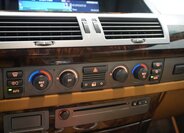 BMW Řada 7 Sedan 6,0 l 327 kw