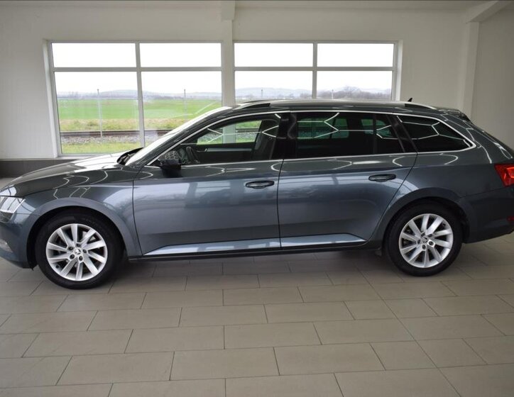 Škoda Superb 5