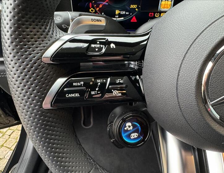 Mercedes-Benz AMG GT 8