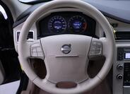 Volvo V70 18