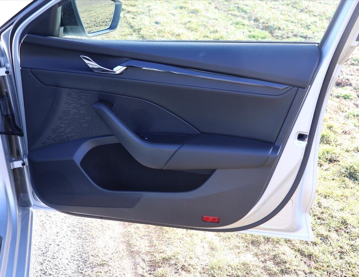 Škoda Octavia Kombi 999,0 81 kw