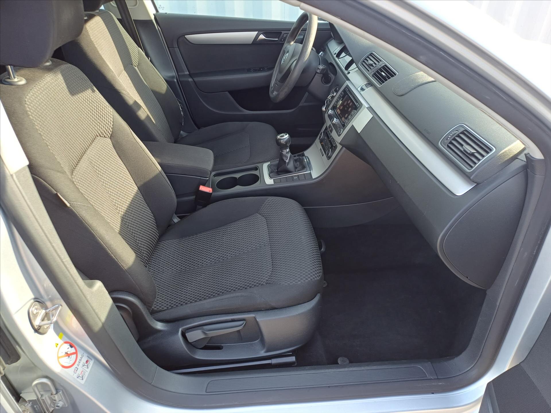 Volkswagen Passat Kombi 1,6 l 77 kw