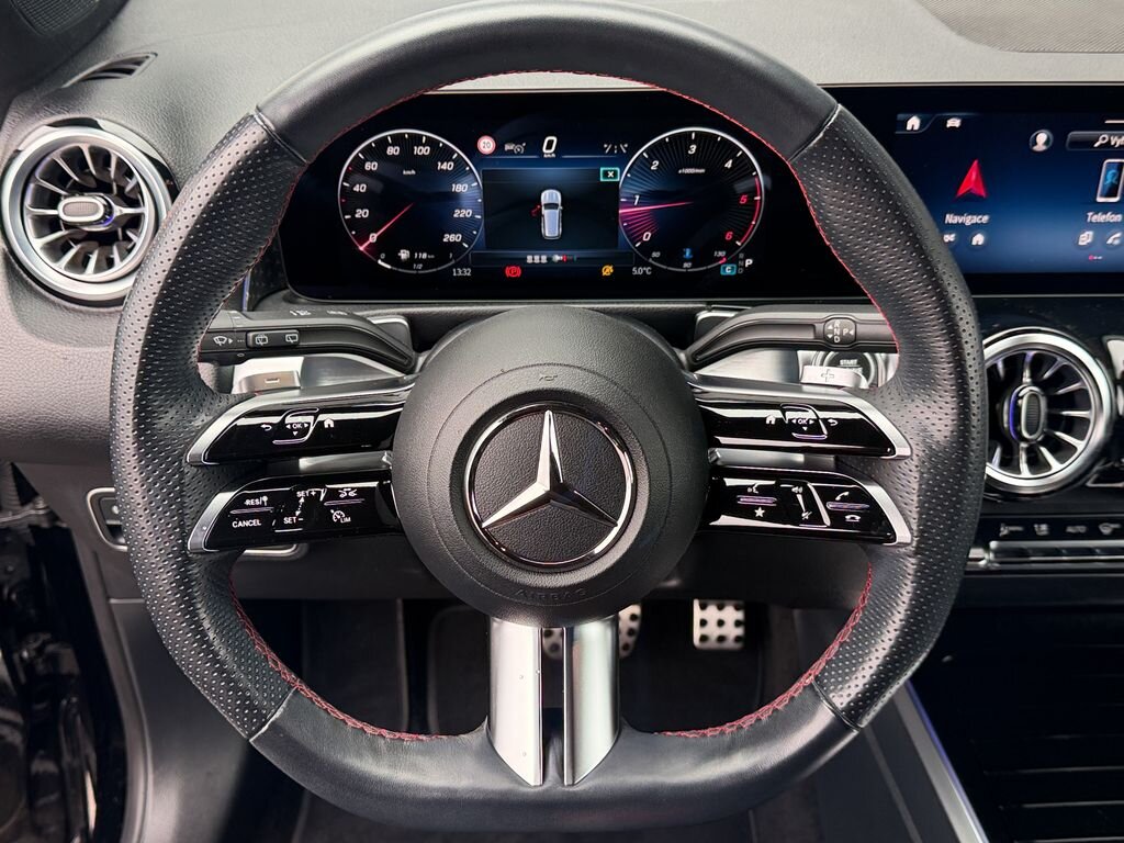 Mercedes-Benz GLB SUV / Terénní 2,0 l 110 kw