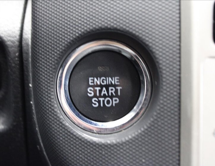 Toyota Corolla Verso Kombi 1,8 l 95 kw