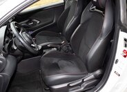 Toyota Yaris Hatchback 1,6 l 192 kw