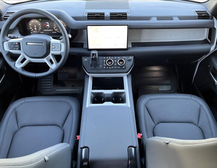 Land Rover Defender SUV 3,0 l 147 kw