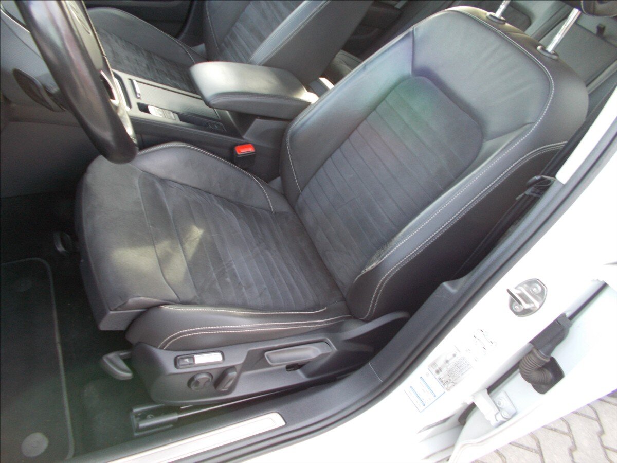 Volkswagen Passat Kombi 2,0 l 140 kw