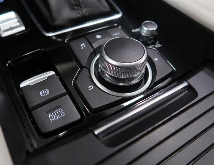 Mazda 6 Sedan / Limuzína 2,5 l 143 kw