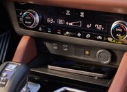 Mitsubishi Outlander SUV 2,4 l 225 kw