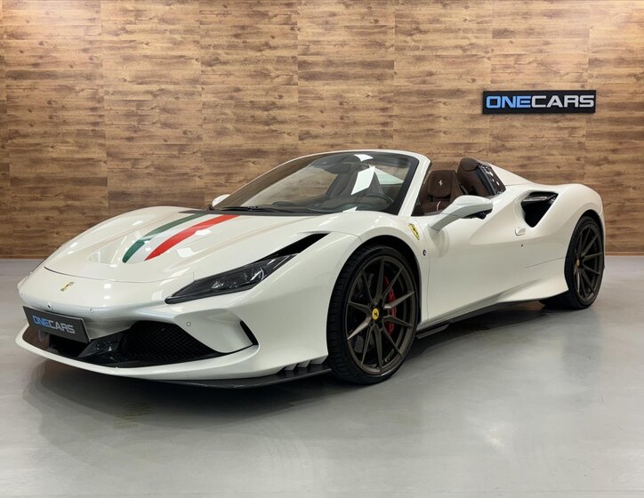 Ferrari F8 Kabriolet 3,9 l 530 kw