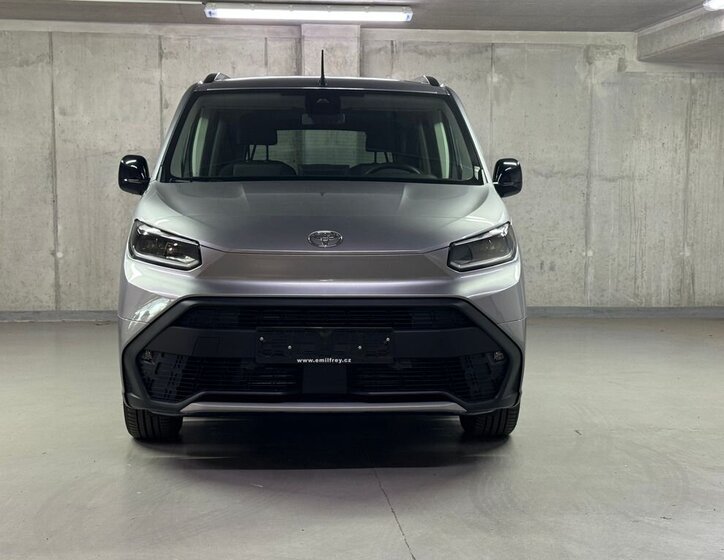 Toyota ProAce City Verso MPV 1,5 l 96 kw