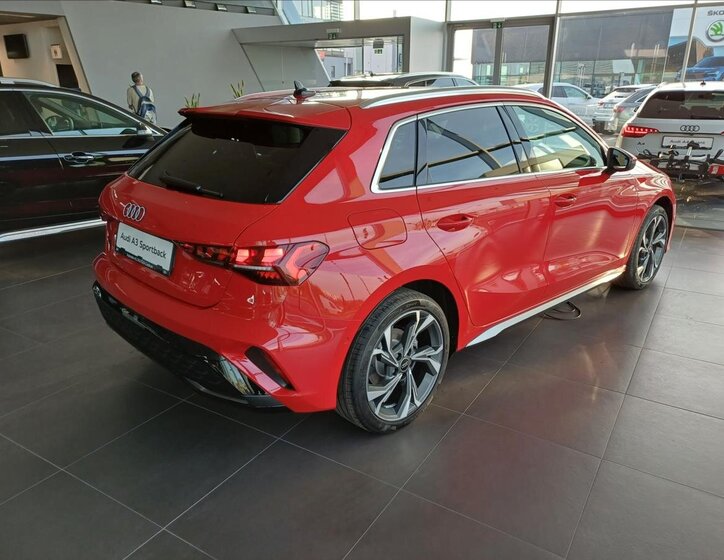 Audi A3 Hatchback 1,5 l 110 kw