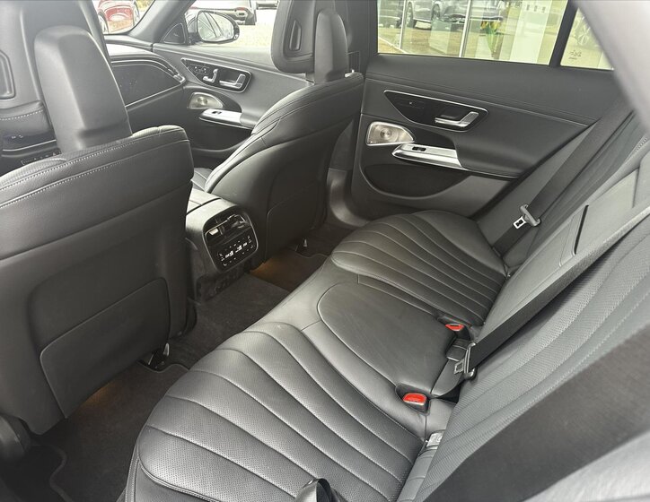 Mercedes-Benz Třídy E Kombi 3,0 l 270 kw