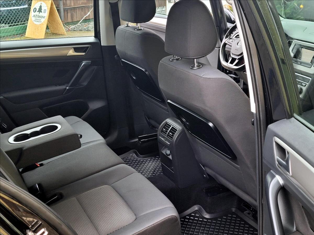 Volkswagen Golf Sportsvan MPV 1,2 l 81 kw